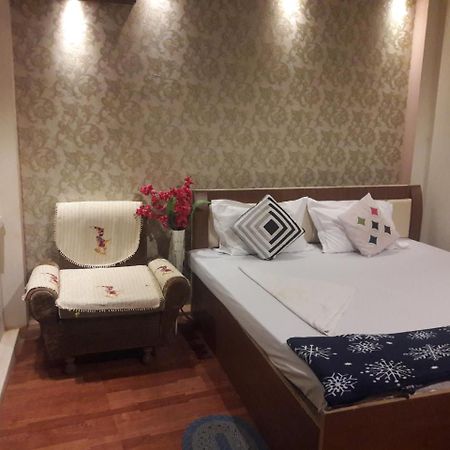 Buddha Guest House Varanasi Exterior photo