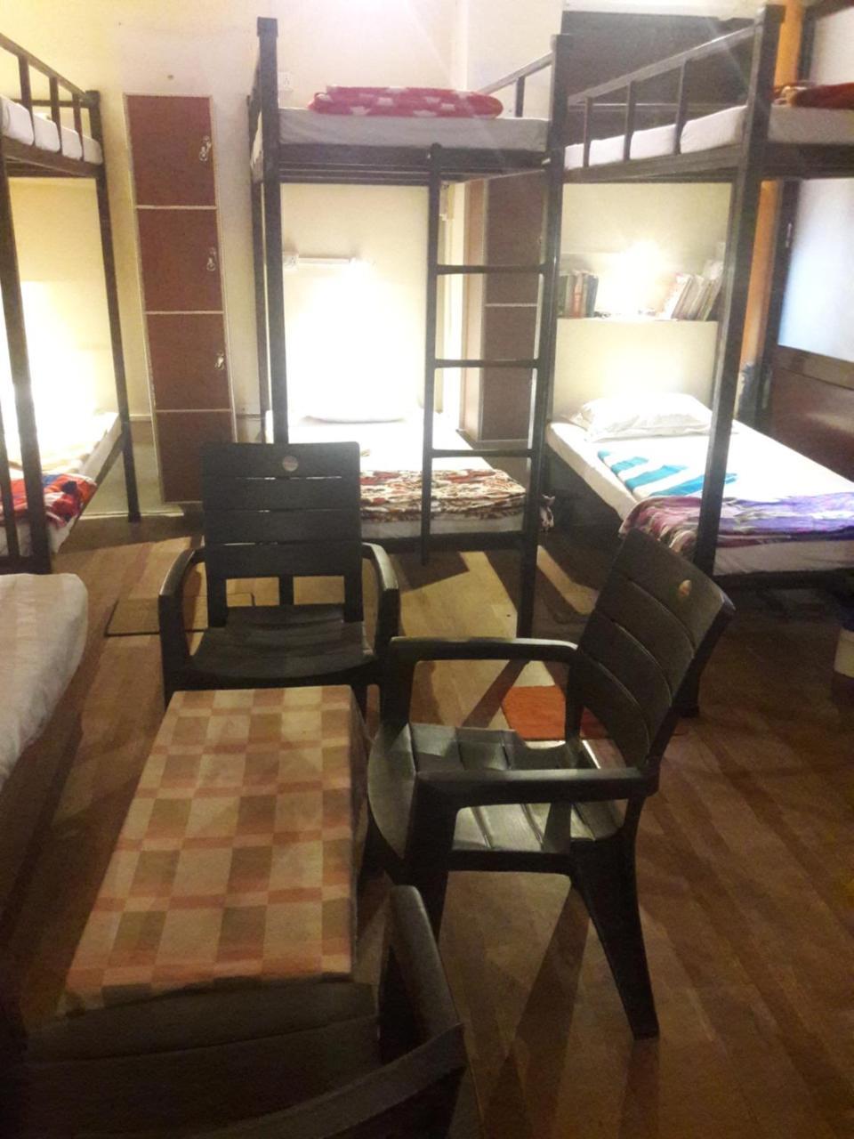 Buddha Guest House Varanasi Exterior photo